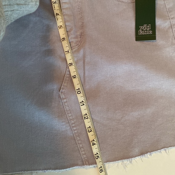 WILD FABLE Mini Fray Hem Jean Skirt - Size 8 NWT - Picture 6 of 10